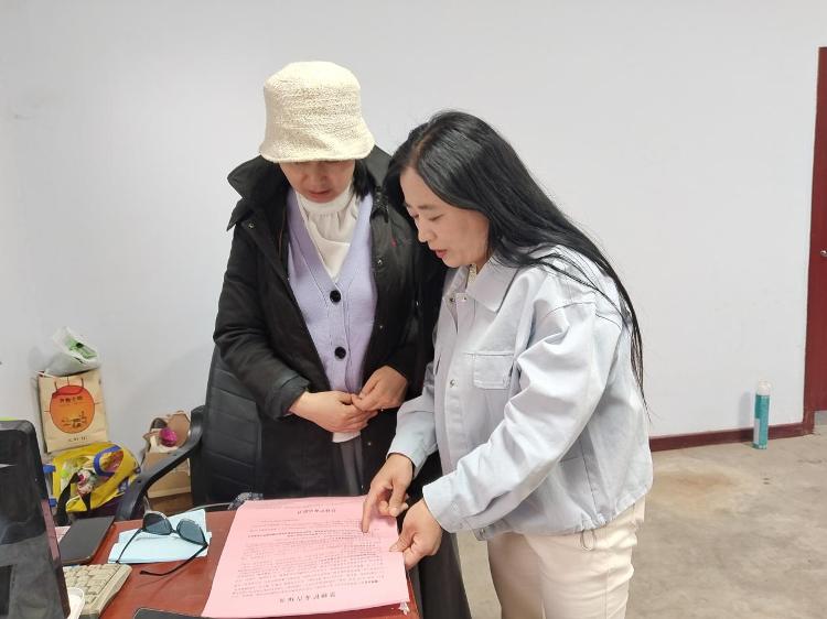 凤城街道万福园社区：禁种铲毒齐发力 守护安全好家园