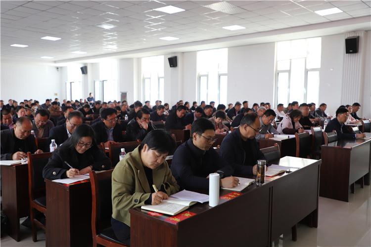 以学促干强本领 强基赋能促提升 杨庄镇举办2025年村“两委”干部培训班 - 莱芜生活网