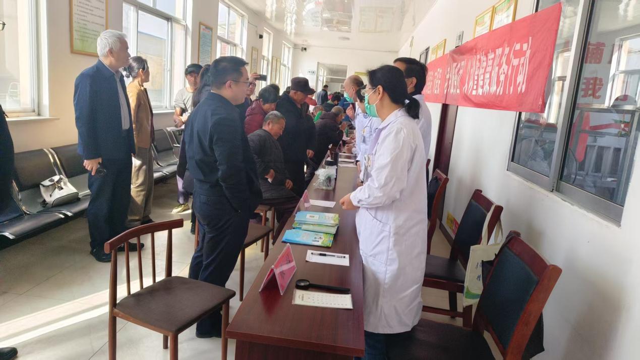 济南市人民医院“老乡服务团”走进寨里镇周家洼村开展义诊暨健康服务行动 - 莱芜生活网