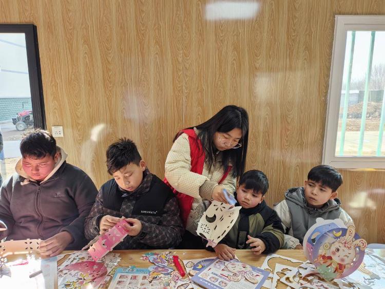 Laiwu District to carry out the "colored lanterns reflect the childlike "cage" of Chinese feelings" cultural exchange activities - 莱芜生活网