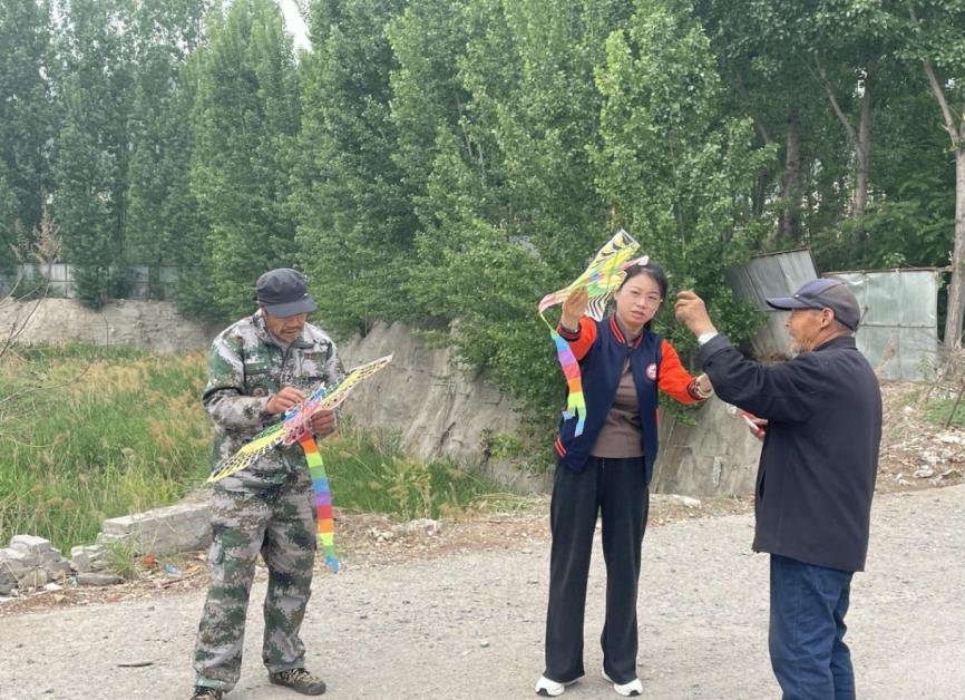 雪野街道社工站开展“放飞梦想，筝舞蓝天”残疾人成长娱乐小组活动 - 莱芜生活网