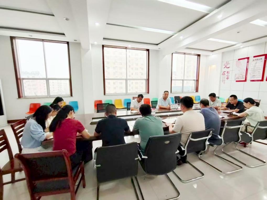 “晨会聚民意，下沉破难题”――莱芜区鹏泉街道深入社区一线激活治理新动能 - 莱芜生活网