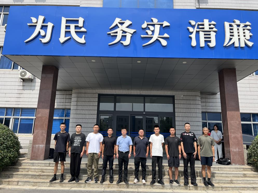 莱芜区方下街道：暖心送兵启新程 预定新兵奔赴役前训练 - 莱芜生活网