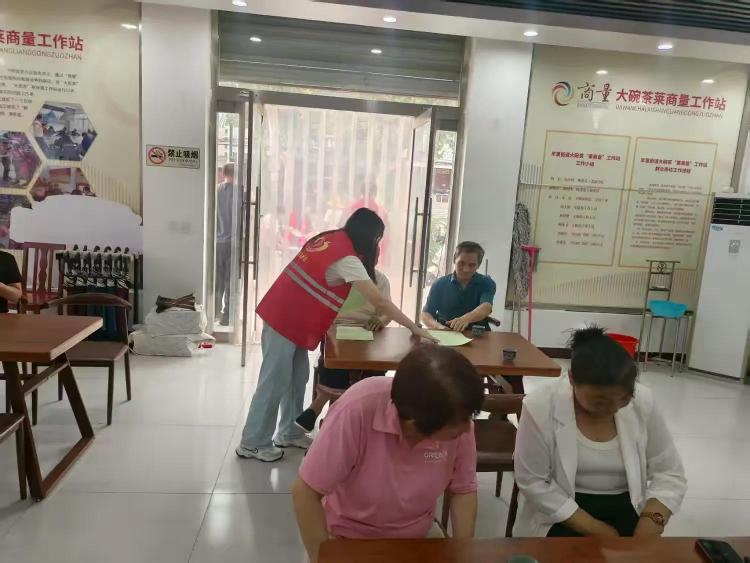 【社会主义核心价值观“五个融入”】扫黑除恶入人心 平安建设不停步――莱芜区羊里街道开展扫黑除恶宣传活动 - 莱芜生活网