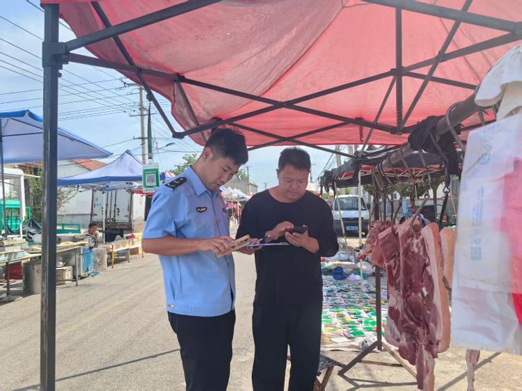 莱芜区杨庄市场监管所开展节前肉制品专项检查 - 莱芜生活网
