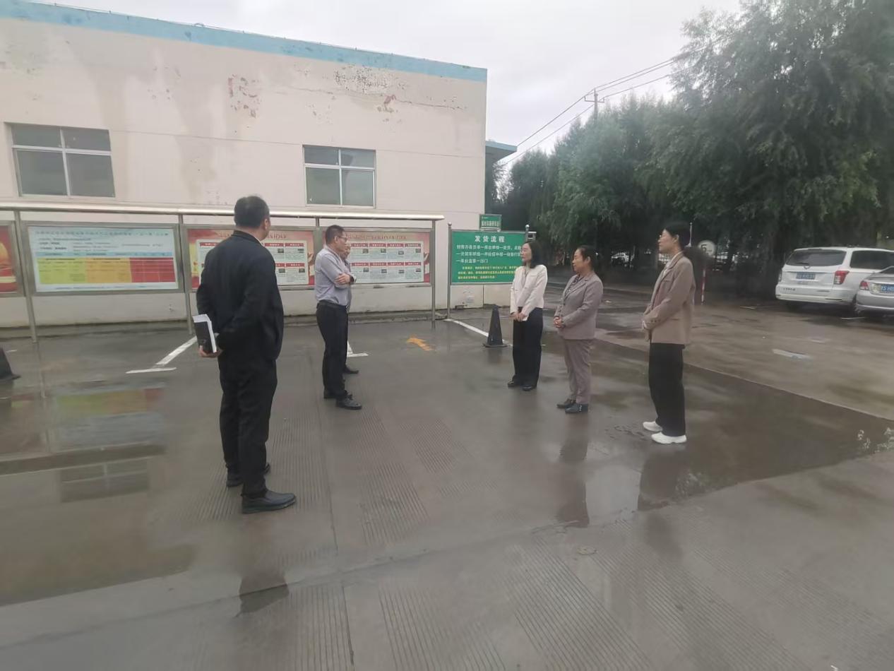 莱芜区杨庄镇开展专题协商共谋营商环境优化新路径