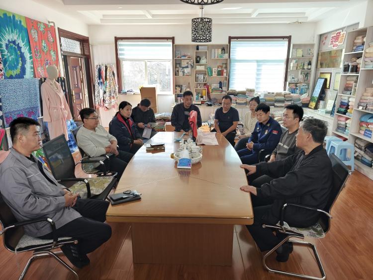 莱芜区高庄街道组织召开纺织行业“解剖式”安全检查现场培训警示会