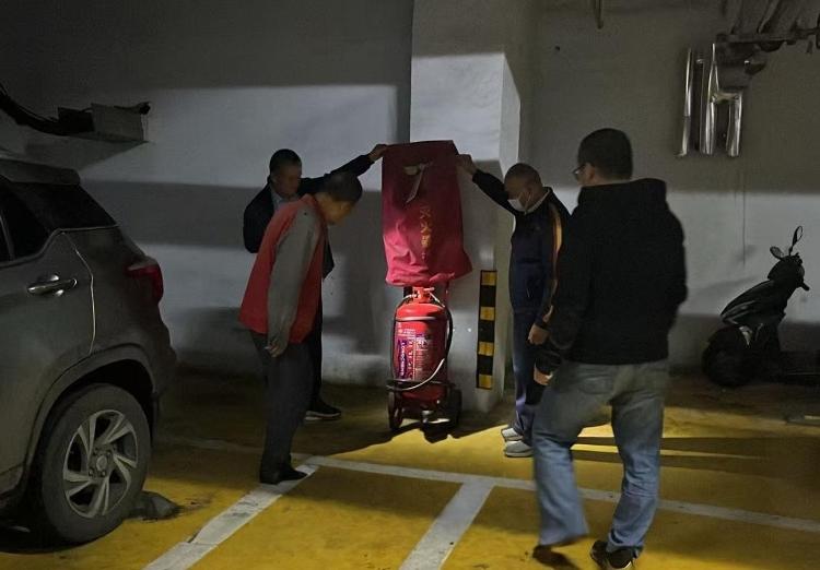 莱芜区凤城街道吴花园社区：开展消防安全检查 筑牢消防安全防线