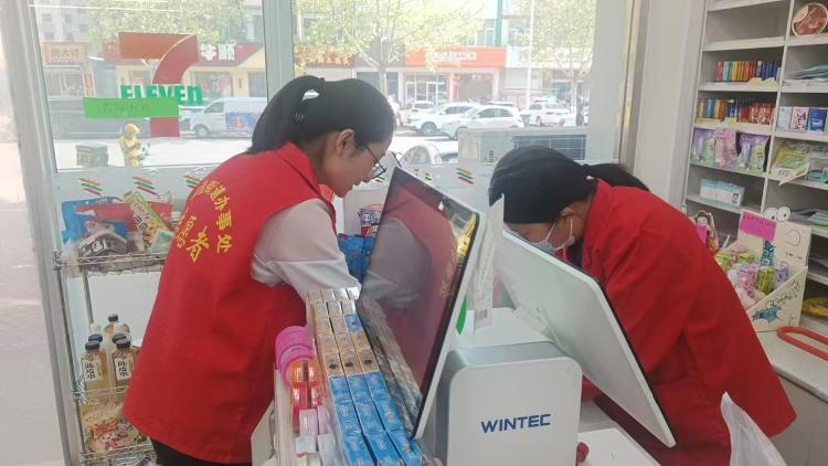 【城市管理进社区】莱芜区张家洼街道：落实“门前五包” 扮靓街道颜值