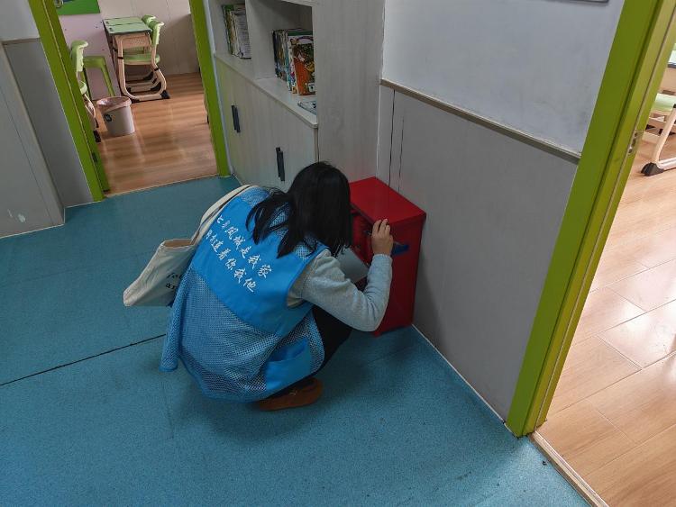 莱芜区凤城街道孙花园社区：开展校外托管机构消防检查 筑牢校园周边“安全防线”