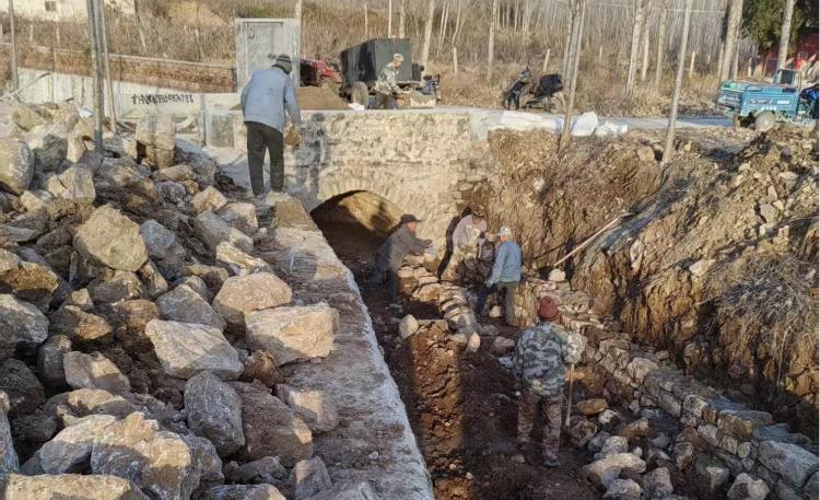 莱芜区高庄街道南梨沟村：提前部署筑防线 畅通排水护民生