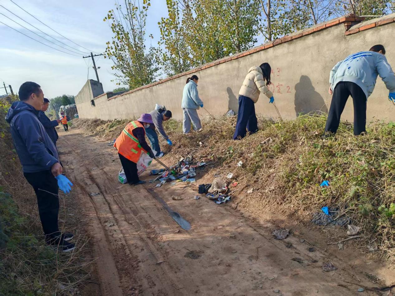 莱芜区方下街道合力推进农药废弃物清理回收监管工作