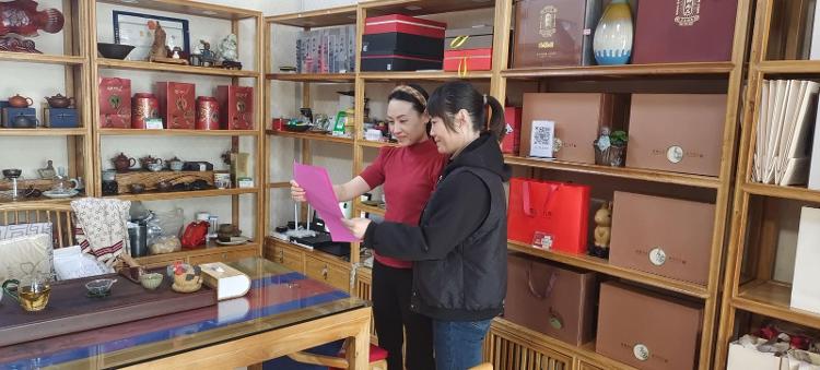 【城市管理进社区】莱芜区张家洼街道：开展无违建宣传活动 携手共建美好家园