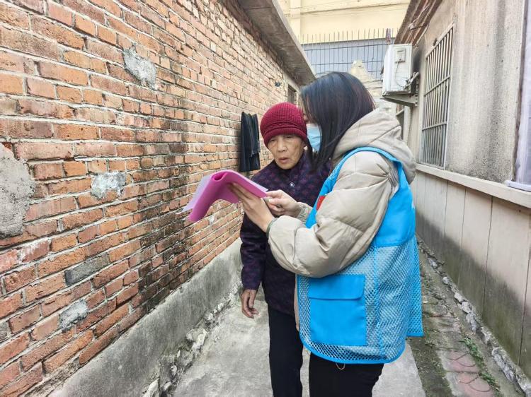 莱芜区凤城街道万福园社区：聚力反邪教 同心筑平安