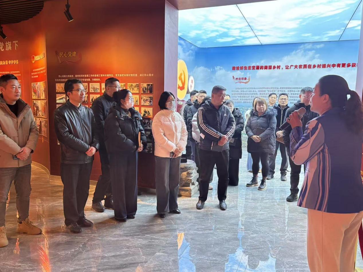 莱芜区鹏泉街道：党建领航风帆劲，初心践行共前行