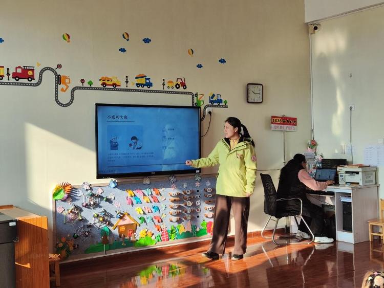 冬韵藏美好，手作暖童心――莱芜区和庄镇社工站开展“你好，冬天”冬日主题活动 - 莱芜生活网