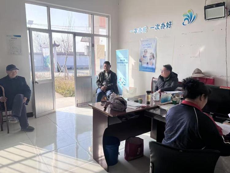 莱芜区和庄镇12345热线高效协助群众办结盖章事宜 - 莱芜生活网