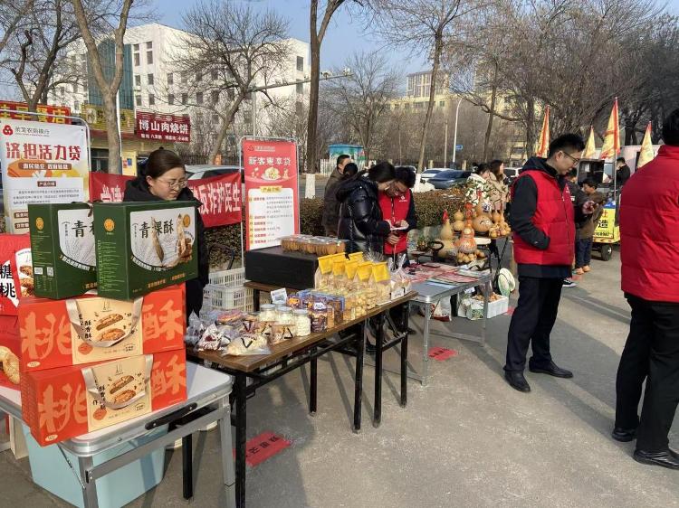 【文化书院】莱芜区凤城街道连心园社区：年味渐浓暖人心 黄河大集进社区